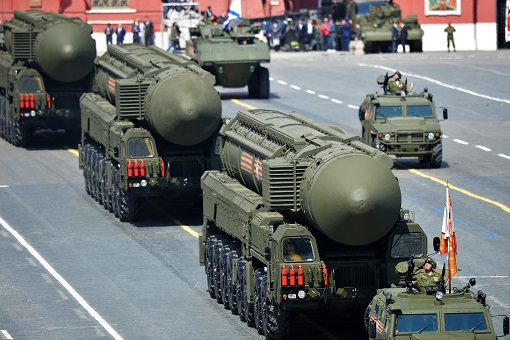 Should Ukraine be toying with a nuclear arsenal Russia?